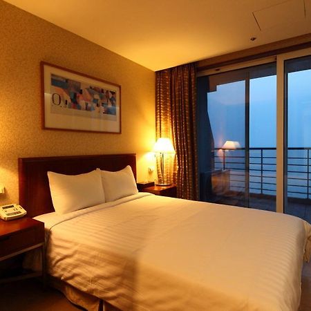 Hotel Resom Ocean Castle à Taean Extérieur photo